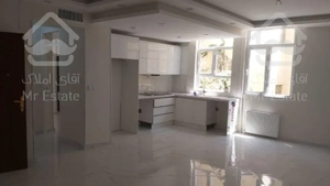 ۴۵متر/غرق در نور/کم واحد/باکس پونک