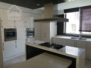 فروش اپارتمان 200 متری زعفرانیه