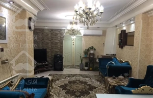 پونک 63 متر دو خواب با پارکینگ ، انباری خوش نقشه