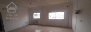 ۱۰۰مترطبقه۳تکواحدی فاقدآسانسور دریا۵۶سندتکبرگ شهری