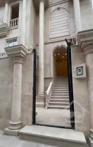 فروش ویلای تریبلکس ۶۰۰ متری در تاپ لوکیشن خ تهران