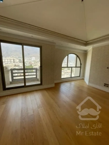 فروش اپارتمان 290 متری زعفرانیه