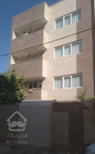 آپارتمان  ۱۰۰ متر طبقه اول سوم ششدنگ