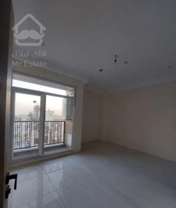 ۱۲۰ متر / ۳ خواب / نورگیر / سوهانک