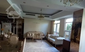۱۱۴متری دو خواب کوهک غرق نور