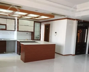 اپارتمان ۱۱۵ متری، خوش نقشه، راه اهن، چیتگر،دریاچه