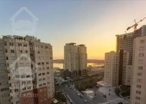 فروش آپارتمان 100متری رومنس دریاچه چیتگر منطقه22