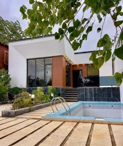 مدرن260م استخرفعال/سنددار/کلیدنخورده/حیاط زیبا