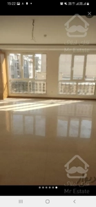 ۱۲۵متر/فول امکانات/سراسر پرده خور/غرق نور/طلا/لوکس و لاکچری