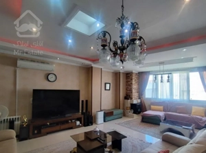 ۱۳۰ متری ۳خواب همایونشهر جنوبی