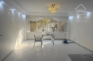 ۸۷ متر با پارکینگ و انباری