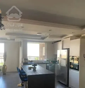 ۱۲۲ متری شیراز جنوبی (حوالی ونک‌پارک )