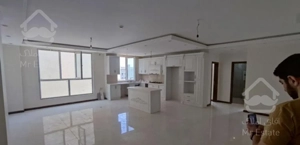 ۱۲۵ متر / چهارباغ شرقی / سرمایه گذاری / تک واحدی