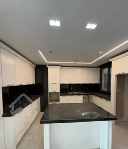 قیطریه * ۱۴۰متر * ویو ابدی * تاپ لوکیشن