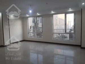 108 متر // نوساز // غرق نور