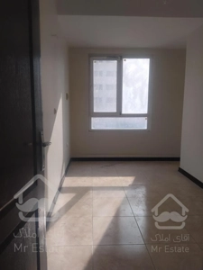 ۱۲۰متری ترتمیز فوق العاده نورگیر عالی زیر قیمت منطقه