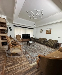 اپارتمان ۱ طبقه دو واحد/ ۱۳۵ متر/ زیر قیمت