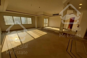 ۳۱۵متر/۴خواب۲مستر/۳پارکینگ/نقشه /غرق نوروآفتاب