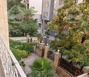 ۱۶۵ متر اقدسیه لنگری واحدی نورگیر