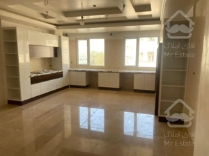 رهن و اجاره واحد۱۴۰متری۳خواب فول امکانات در صادقیه