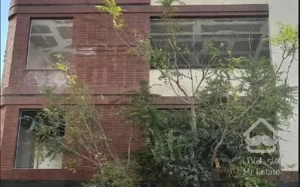 فروش واحد ۱۳۰متر سه خوابه سه بر چهار تا تک واحدی