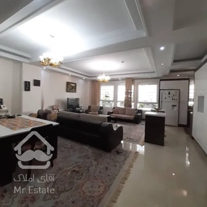 ۱۳۰متر/۳خواب/روبه افتاب