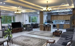 ویلاشخصی نوساز2واحدمجزا 270مترشیک تهاتربا آپارتمان