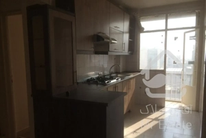 ٥٠متربا اسانسور خ گیو