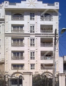 گلشهرشمالی۱۲۲متری۲خوابه فول امکانات