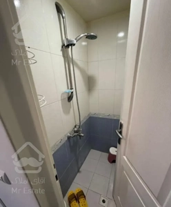 گلبرگ غربی،ابتدای صفایی،۴۸متر با آسانسور