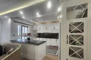 فرهنگ سیدرضی 145متر نوساز شمالی طبقه2