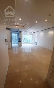۱۲۳ متر ۳ خوابه  سالن پرده خور  روبه افتاب  اباذر