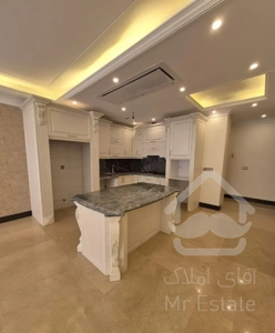 آپادانا ۱۲۰ متر دو خواب اکازیون با سه پارکینگ سندی