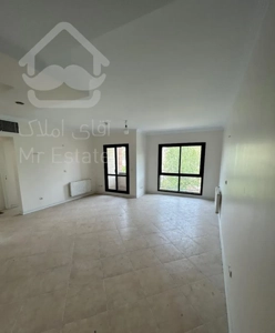 ۷۵ متر/ سالن پرده خور/ خوش نقشه