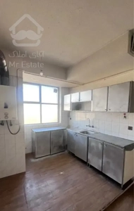 سوئیت ۴۰ متری در مرکز شهر بهارستان