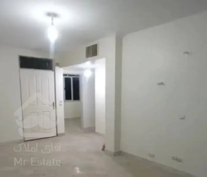 ۶۰ متر پارکینگ انباری بالکن