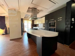 فروش اپارتمان 220 متری ولنجک