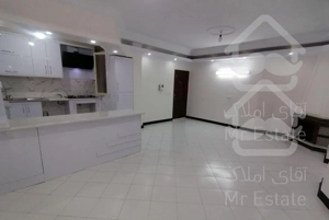 آپارتمان پونک کمالی شرقی سالن پرده خور 82متر فول