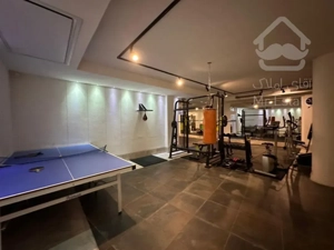 فروش اپارتمان 265 متری زعفرانیه