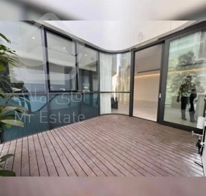 فروش اپارتمان 185 متری زعفرانیه