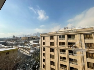 ولنجک 106 متر+ طبقات بالا/ ویو کوهستان