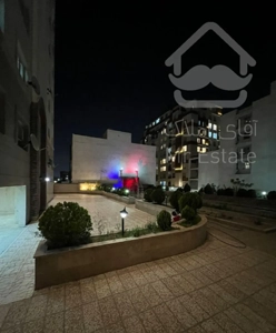 ۵۰ متری برج اکازیون سرمایه گذاری و استفاده