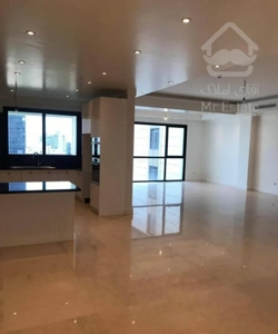 اپارتمان 220 متر / زعفرانیه/ طبقات بالا