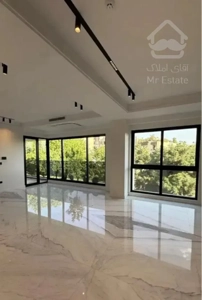 ۱۱۰متر *برج باغ بسیار لوکس و لاکچری*