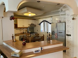 فروش 140 متری اقدسیه