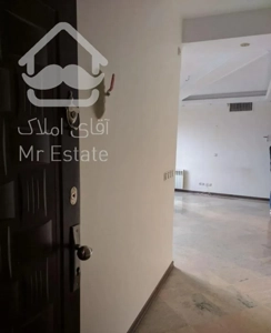 ۸۳ متری طبقه ۳ با ویوی ابدی