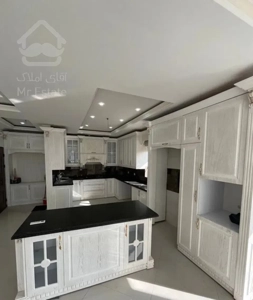 ۱۰۰ متری،فوق لوکس،نزدیک‌ حرم،غرق نور