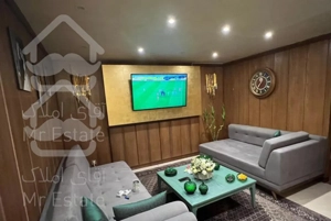 آپارتمان ۱۸۰متر  ،مشتاق خ مهر