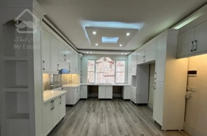 ۳۰۰ متر ویلایی دربست/مسکونی دفترکار/جلال آل احمد