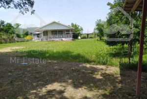 اجاره روزانه ویلا باغ با تمامی امکانات تمیز